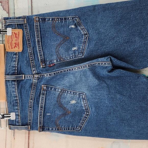 Levi's Wedgie Fit Button Fly Skinny Jeans - Picture 7 of 10